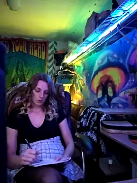 AlicePayne online show from 01/16/26, 05:11