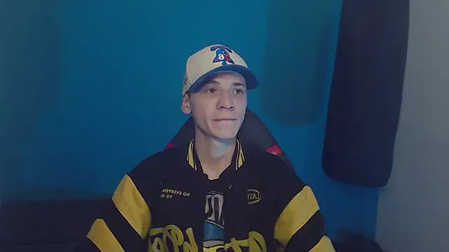 Snapshot of Burperking420_ chatting on 03/18/25, 06:15 Burperking420  online show from 03/18/25, 06:15