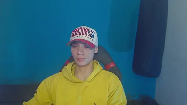 Snapshot of Burperking420_ chatting on 03/20/25, 09:35 Burperking420  online show from 03/20/25, 09:35