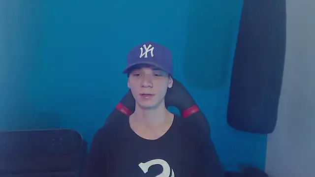 Snapshot of Burperking420_ chatting on 03/22/25, 07:20 Burperking420  online show from 03/22/25, 07:20