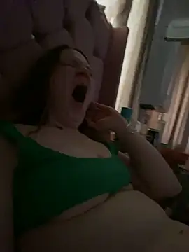 feedeegeorgie online show from 03/12/25, 08:51