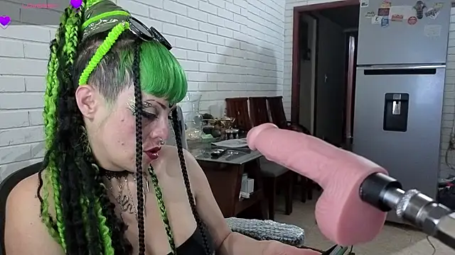 freyaa sorcerees online show from 10/06/25, 06:44