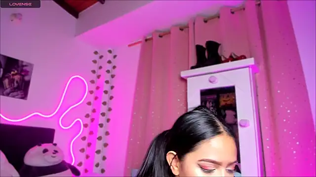 Vickysth online show from 10/22/25, 10:42