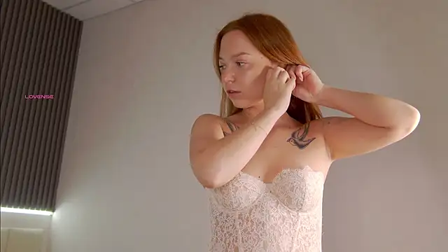 NikaDines online show from 09/22/25, 01:29