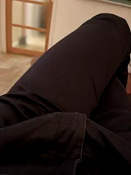 Snapshot of Simon_76 chatting on 10/01/25, 07:20 Simon 76 online show from 10/01/25, 07:20