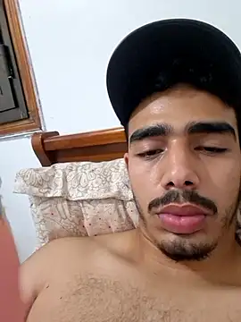 Snapshot of MATANAN31 chatting on 11/14/25, 02:38 MATANAN31 online show from 11/14/25, 02:38