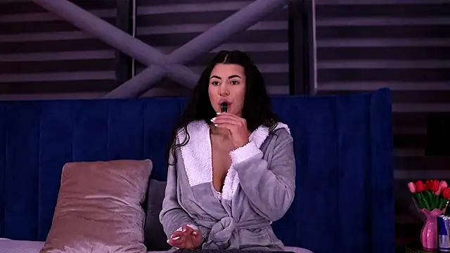 Snapshot of TanyaVonDe chatting on 02/01/26, 09:02 TanyaVonDe online show from 02/01/26, 09:02