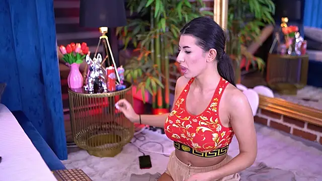 Snapshot of TanyaVonDe chatting on 02/13/26, 06:37 TanyaVonDe online show from 02/13/26, 06:37