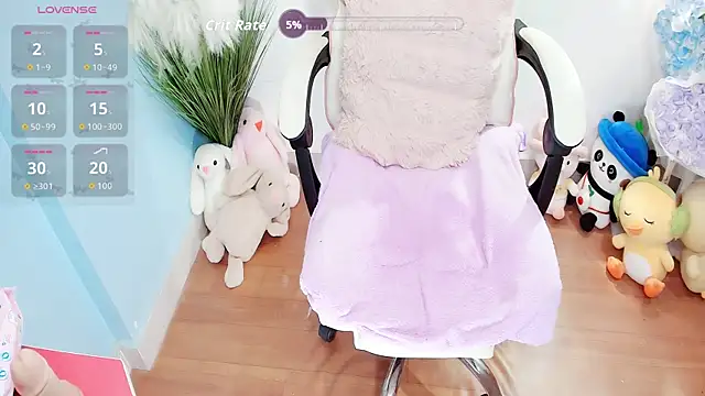 Snapshot of Be_Joy chatting on 06/16/26, 01:47 Be Joy online show from 06/16/26, 01:47