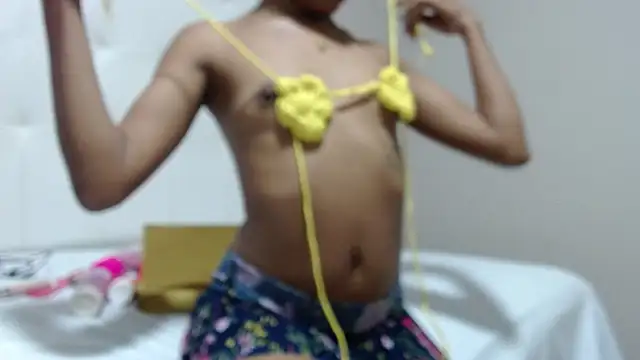 willow smitt online show from 09/25/25, 02:10