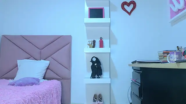 eva sin18 online show from 05/12/26, 11:24