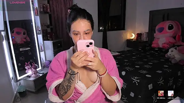 Snapshot of Paulet_Johnson chatting on 05/04/26, 12:06 Paulet Johnson online show from 05/04/26, 12:06