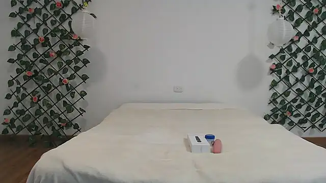 wet valery online show from 06/25/26, 11:53