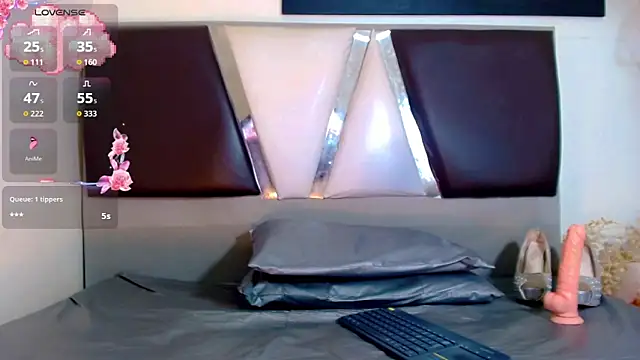 Snapshot of alexsandra_kiss chatting on 11/04/25, 11:09 alexsandra kiss online show from 11/04/25, 11:09