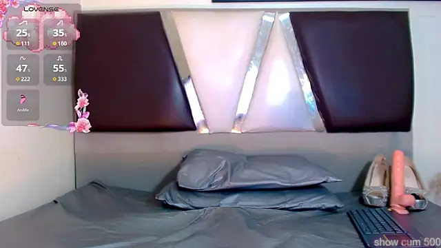 Snapshot of alexsandra_kiss chatting on 11/05/25, 11:21 alexsandra kiss online show from 11/05/25, 11:21