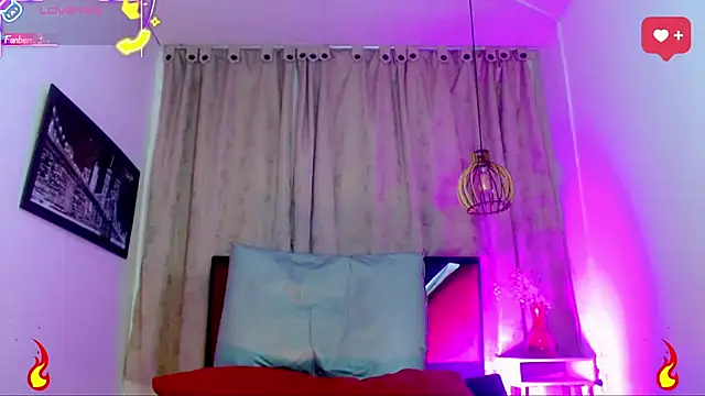 Snapshot of alexsandra_kiss chatting on 06/06/26, 12:10 alexsandra kiss online show from 06/06/26, 12:10