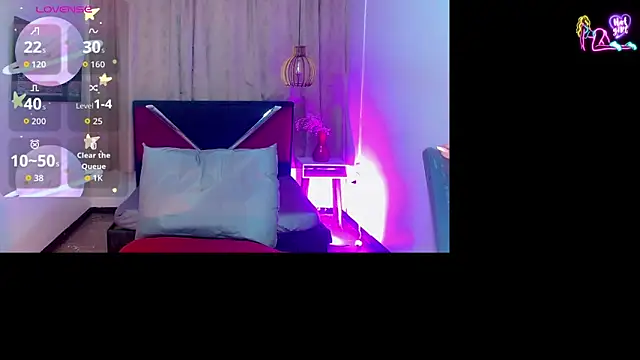 Snapshot of alexsandra_kiss chatting on 06/12/26, 11:31 alexsandra kiss online show from 06/12/26, 11:31