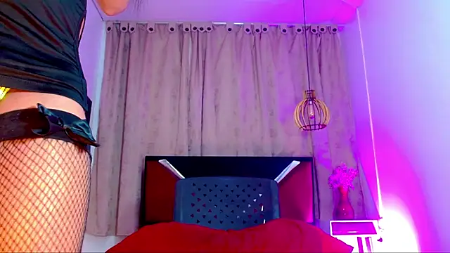 Snapshot of alexsandra_kiss chatting on 06/26/26, 11:25 alexsandra kiss online show from 06/26/26, 11:25