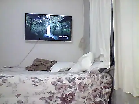 Snapshot of nandocost4 chatting on 10/09/25, 01:58 nandocost4 online show from 10/09/25, 01:58