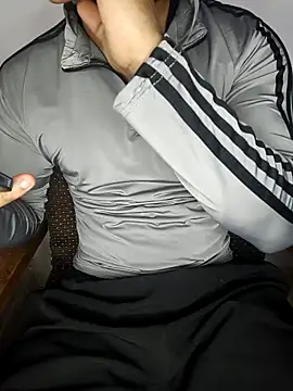 Snapshot of HARSHHU01 chatting on 02/21/26, 05:36 HARSHHU01 online show from 02/21/26, 05:36