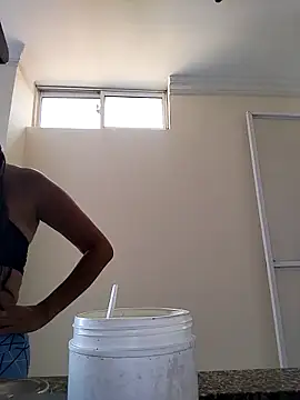 Snapshot of AllysonDawson chatting on 03/22/25, 03:31 AllysonDawson online show from 03/22/25, 03:31