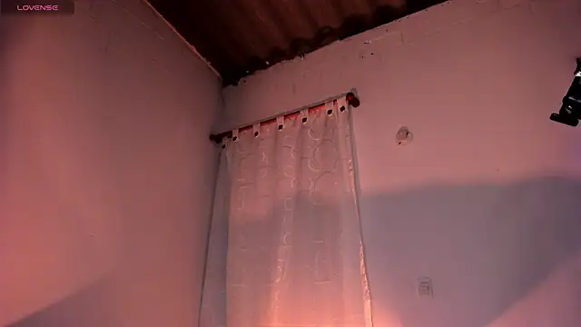 adara evanss online show from 04/25/26, 12:46