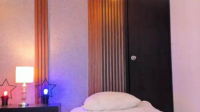 Abby sinss online show from 11/20/25, 08:19