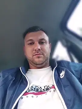 hugedickedd online show from 06/05/26, 05:40