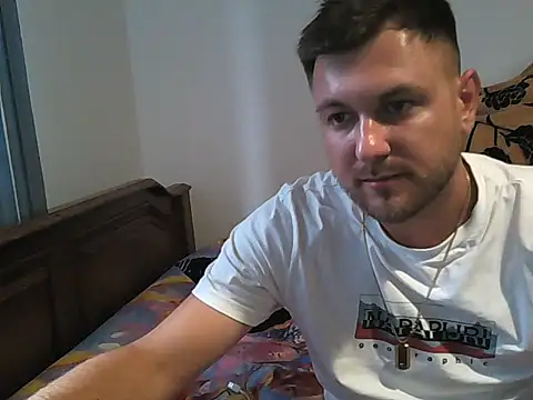 hugedickedd online show from 06/11/26, 02:15