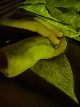 luanrid33 online show from 03/10/25, 09:40