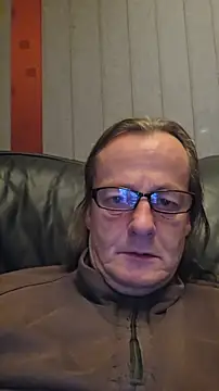 Snapshot of namorreyeb1 chatting on 11/12/25, 02:23 namorreyeb1 online show from 11/12/25, 02:23