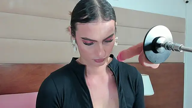 shantall skinny online show from 10/17/25, 03:20