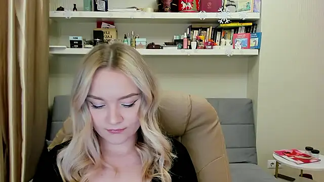 Snapshot of Kara_Smith_ chatting on 01/11/26, 10:04 Kara Smith online show from 01/11/26, 10:04