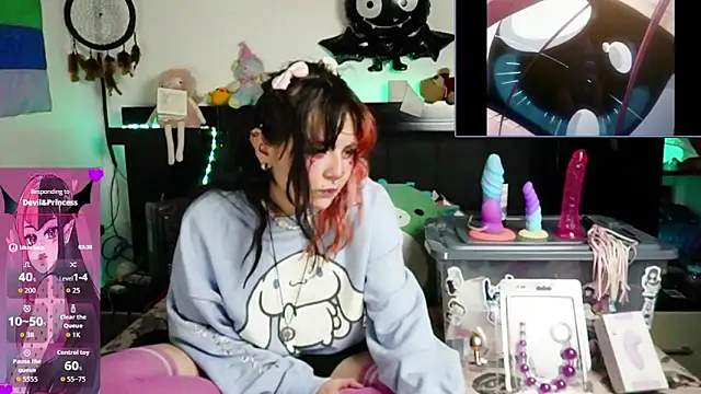 Snapshot of Devil_And_Princess chatting on 06/08/26, 02:56 Devil And Princess online show from 06/08/26, 02:56