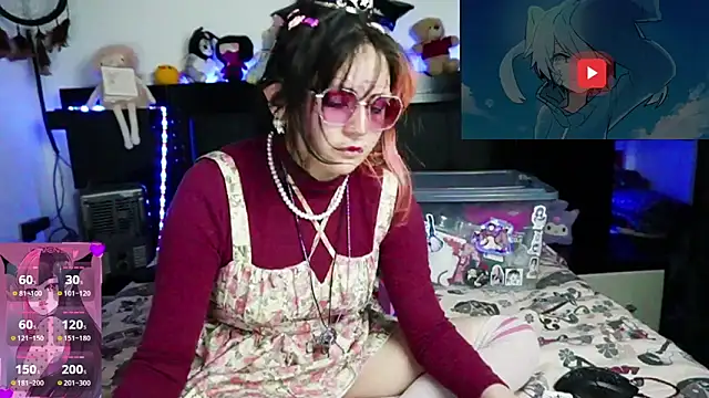 Snapshot of Devil_And_Princess chatting on 06/12/26, 01:04 Devil And Princess online show from 06/12/26, 01:04