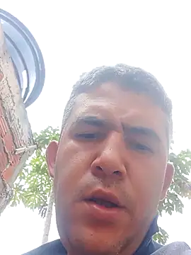 Snapshot of Jefersonj7 chatting on 11/24/25, 11:32 Jefersonj7 online show from 11/24/25, 11:32