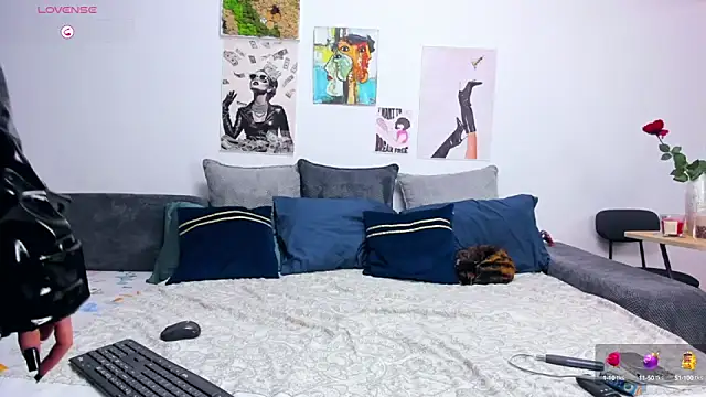 FindomGoddess1 online show from 10/15/25, 08:20