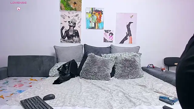 FindomGoddess1 online show from 11/20/25, 09:58