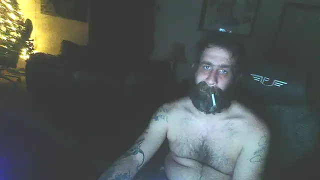 Snapshot of mayg chatting on 12/22/25, 04:20 mayg online show from 12/22/25, 04:20