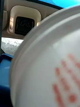 Snapshot of mayg chatting on 01/16/26, 03:05 mayg online show from 01/16/26, 03:05