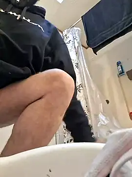 Snapshot of mayg chatting on 03/16/26, 11:20 mayg online show from 03/16/26, 11:20