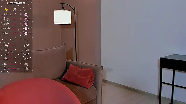 Snapshot of SeulBi chatting on 09/30/25, 05:29 SeulBi online show from 09/30/25, 05:29