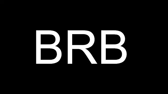 Snapshot of SeulBi chatting on 10/28/25, 12:19 SeulBi online show from 10/28/25, 12:19