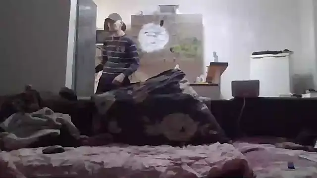 Snapshot of ThePython666 chatting on 11/18/25, 06:45 ThePython666 online show from 11/18/25, 06:45