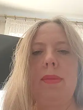 Snapshot of Irina3718 chatting on 09/12/25, 10:26 Irina3718 online show from 09/12/25, 10:26