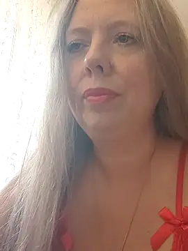 Snapshot of Irina3718 chatting on 09/15/25, 10:37 Irina3718 online show from 09/15/25, 10:37
