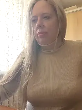 Irina3718 online show from 10/31/25, 11:33