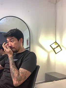 valery and Dani  online show from 12/17/25, 08:15