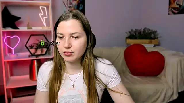 Snapshot of luck_betty chatting on 03/15/25, 06:25 luck betty online show from 03/15/25, 06:25