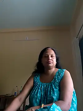 Snapshot of Arohi35 chatting on 05/04/26, 01:23 Arohi35 online show from 05/04/26, 01:23